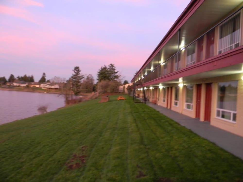 Lakeview Inn Centralia Εξωτερικό φωτογραφία
